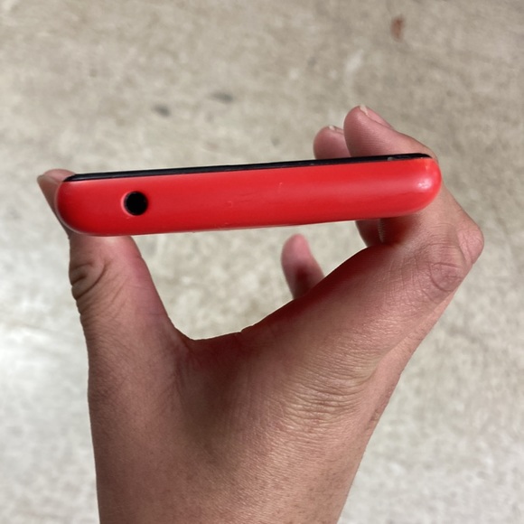 Nokia Lumia 820 (2012) - Picture 5 of 10